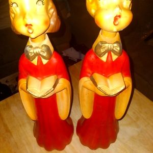 Vintage boy&girl Carolers